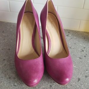 Gorgeous Cole Haan Purple Chelsea  Heels- worn 2x!